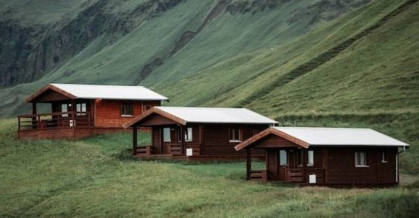 Guide ultime pour réussir son expérience de camping en montagne en France